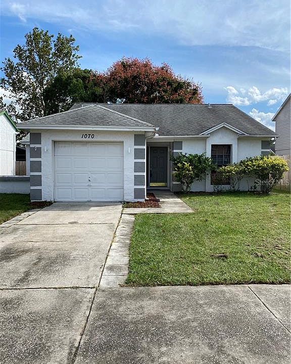 1st image of 1070 Abell Cir
