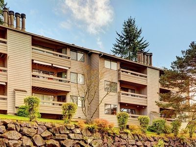 12717 NE 116th St APT D102, Kirkland, WA, 98034
