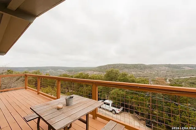 2 bed, 1.0 bath, 768 sqft, $1,850 — Photo 4