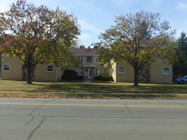 635 N Lake Ave, Twin Lakes, WI