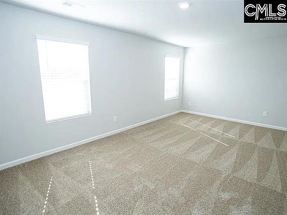 5th image of 404 Fairfax St