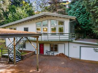 644 13th Ct, Coos Bay, OR