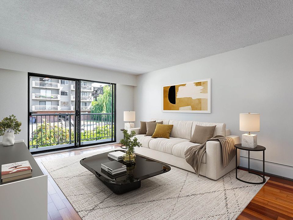 1st image of 275 W 2nd St #209