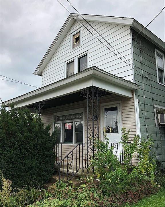 1st image of 943-45 E 8th St