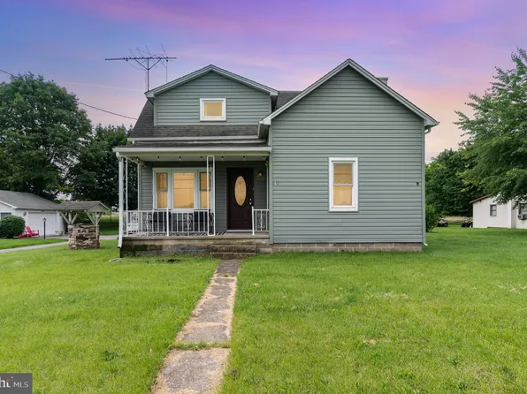 1162 Newville Rd, Carlisle, PA 17013