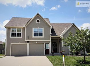 1900 N 160th St, Basehor, KS 66007