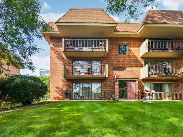 101 E Janata Blvd APT 3B, Lombard, IL 60148