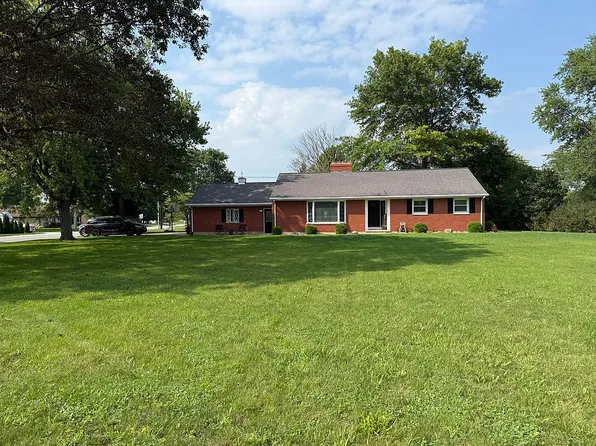 1016 Glynwood Rd, Wapakoneta, OH 45895