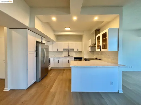 6363 Christie Ave APT 1716, Emeryville, CA 94608