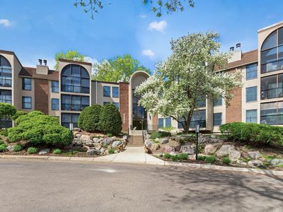 9500 Collegeview Rd APT 112, Bloomington, MN, 55437