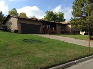 510 8th Ave SW, Jamestown, ND 58401
