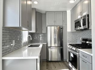 513 Avenue G APT A, Redondo Beach, CA 90277