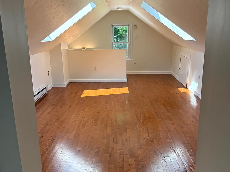 3 Mayhew St #2 — Photo 33
