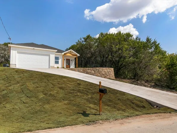 1001 Apache Ridge Rd, Granbury, TX 76048