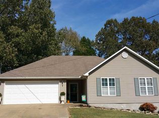 6016 Peachtree Dr, Milan, TN 38358