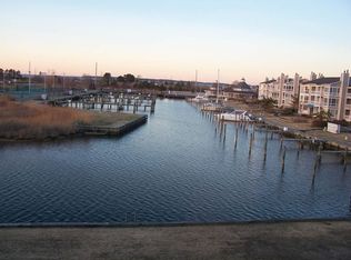 706 Oyster Cove Dr, Grasonville, MD 21638