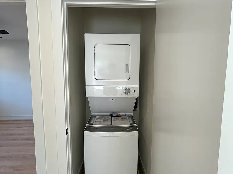 Laundry with Washer & Dryer