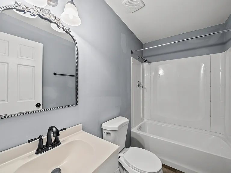 2108 Treverton Pl — Photo 15