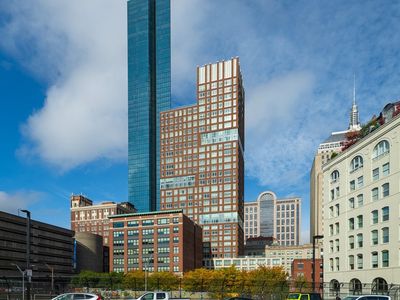 400 Stuart St #24B, Boston, MA, 02116