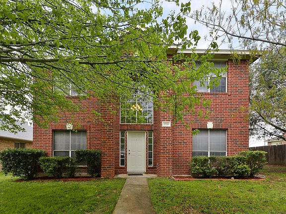 2nd image of 17116 Bishopsgate Dr