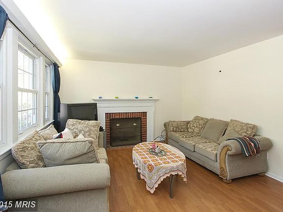5th image of 3021 Gumwood Dr