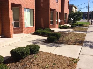 6948 S Harper Ave, Chicago, IL 60637