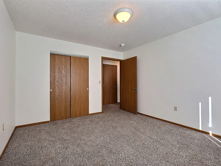 Fargo, ND Park Place Apartments | Bedroom