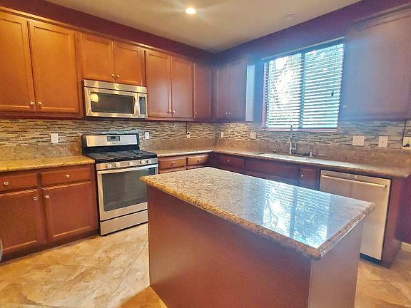 5th image of 10736 Sierra Meadows Dr