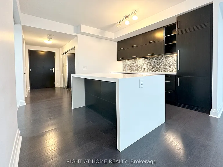 65 Saint Mary St #1808 — Photo 8