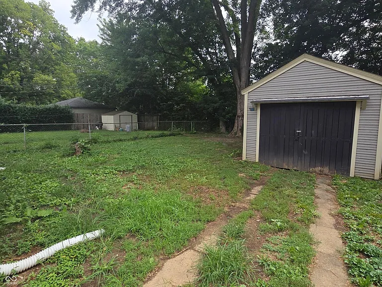 4969 Crittenden Ave — Photo 22