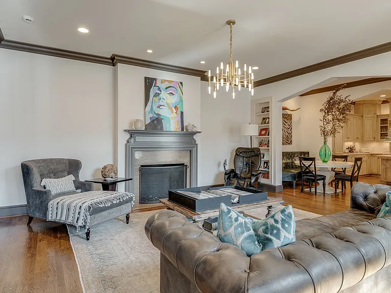 55 Whitworth Blvd — Photo 17