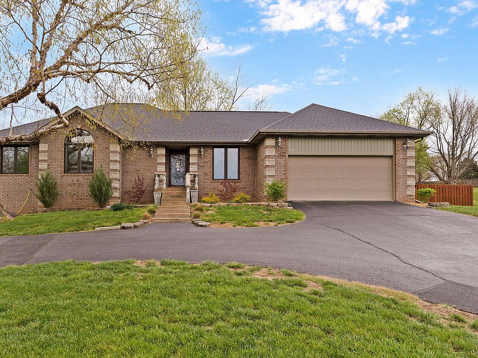 1st image of 2046 N Belmont Court