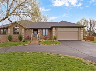2046 N Belmont Court, Nixa, MO 65714