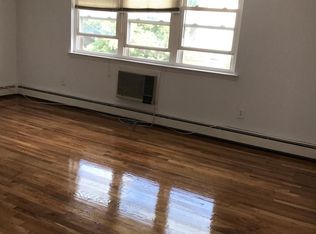 43-4 223rd St #2FL, Bayside, NY 11361