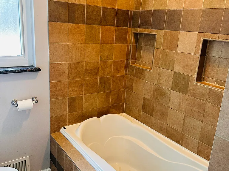 Bathroom 1 Shower / Bath