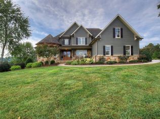 145 Edgefield Rd, Piney Flats, TN 37686