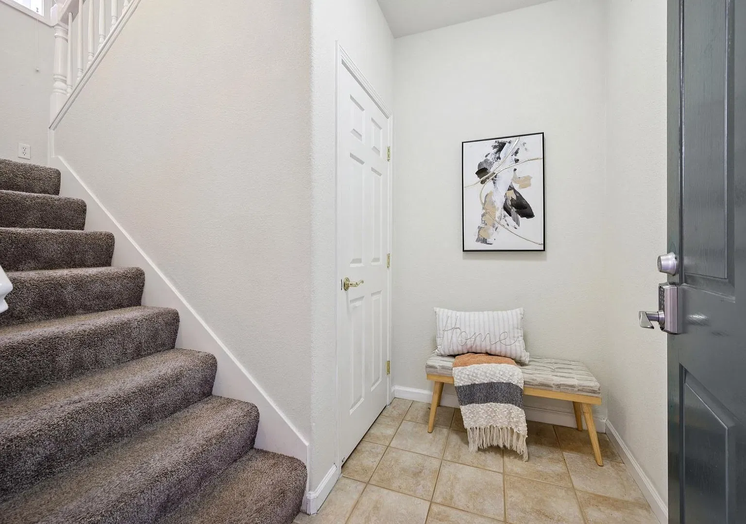 Beautiful 3BD/3BA Spacious Home in Dublin — Photo 4