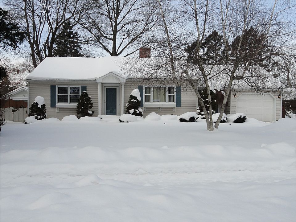1st image of 626 Seminole Dr