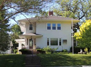 505 2nd Ave SE, Dyersville, IA 52040