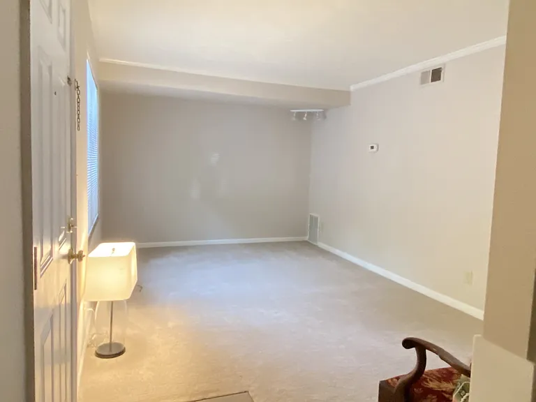 118 Greenwood Pl #D — Photo 11