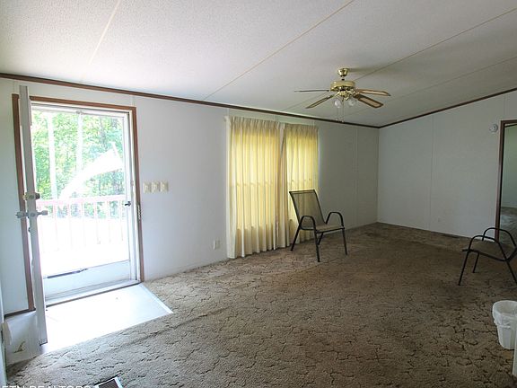 4th image of 239 Skyline Dr
