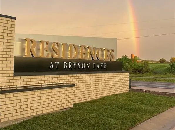 71 A Southeast Rd #361, Warrensburg, MO 64093