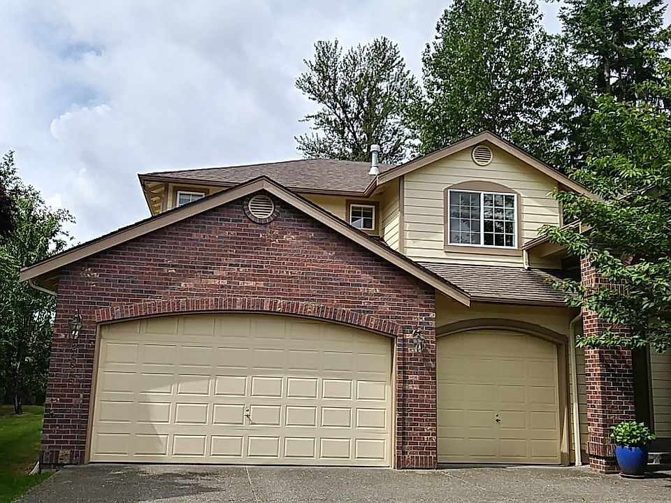 1st image of 24845 NE 3rd Pl