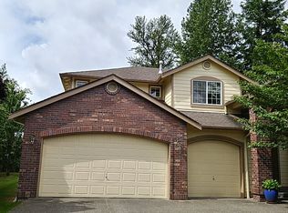 24845 NE 3rd Pl, Sammamish, WA 98074