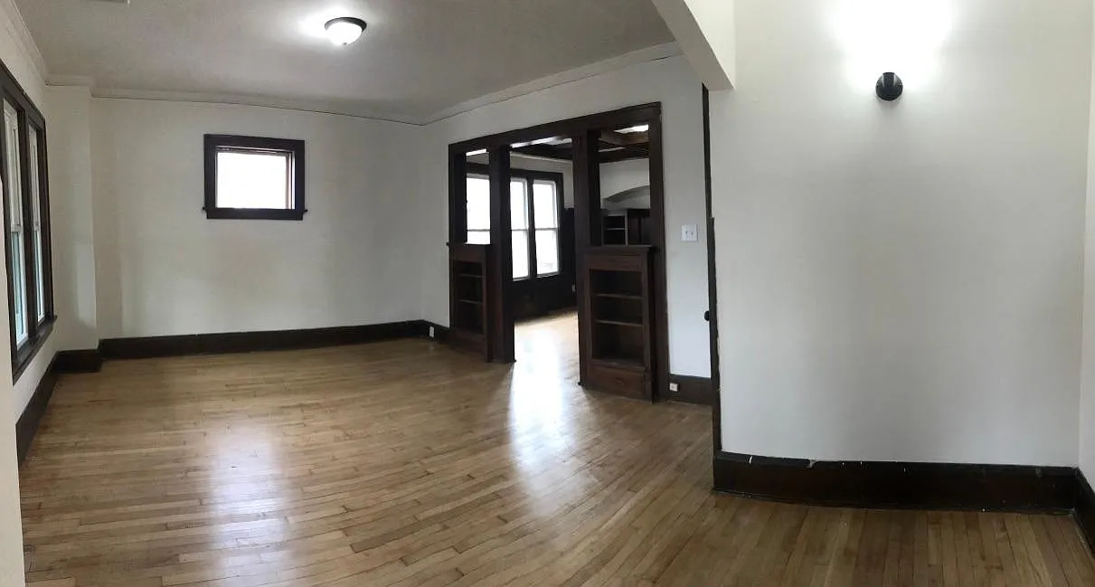 2 bed, 1200 sqft, $1,100 — Photo 2