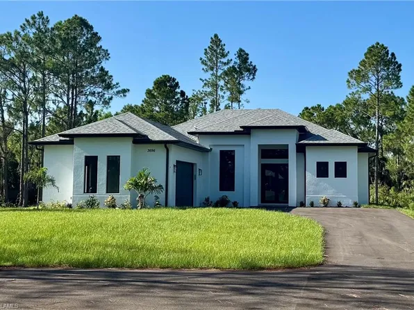 2070 20th AVE NE, NAPLES, FL 34120