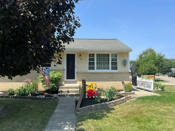 270 Orchard Pl, Lackawanna, NY 14218