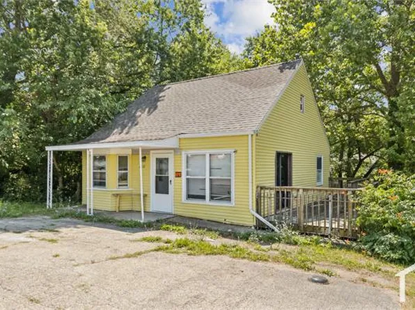 2812 Martin Luther King Jr Dr, Peoria, IL 61604