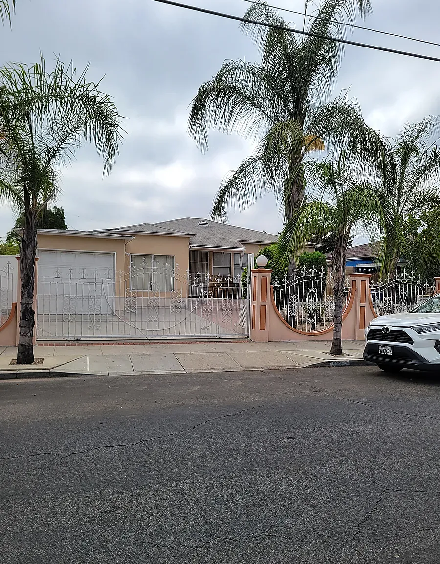 3 bed, 1238 sqft, $3,500 — Photo 1