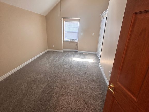 4th image of 2302 Warren St